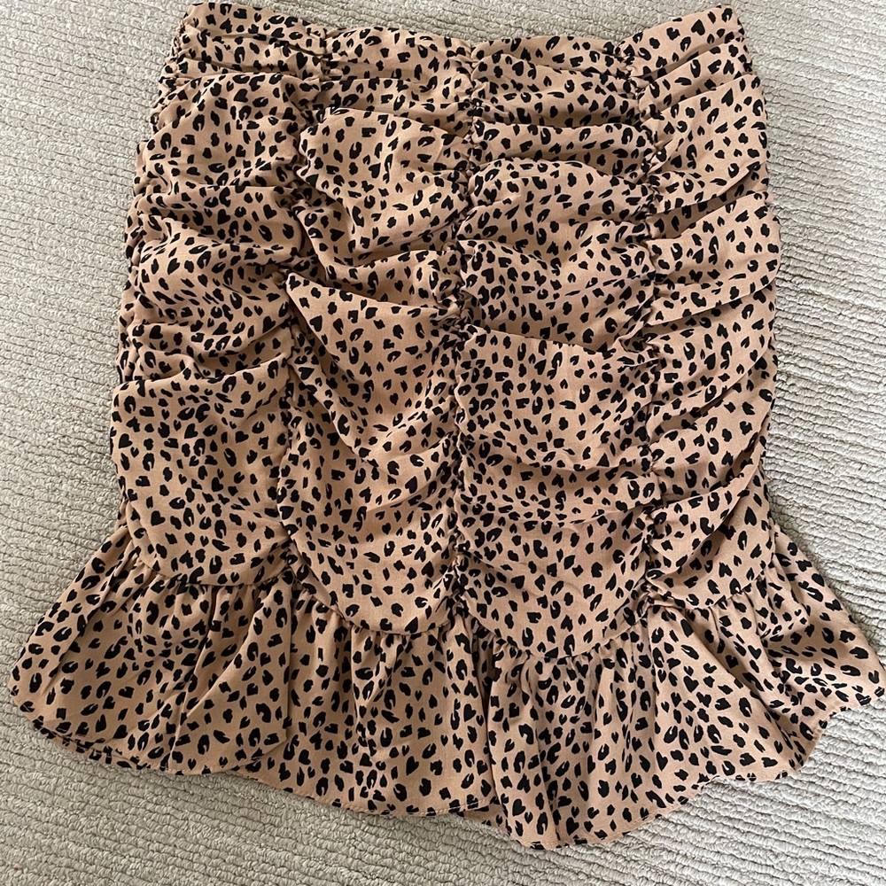 Ruched pencil skirt